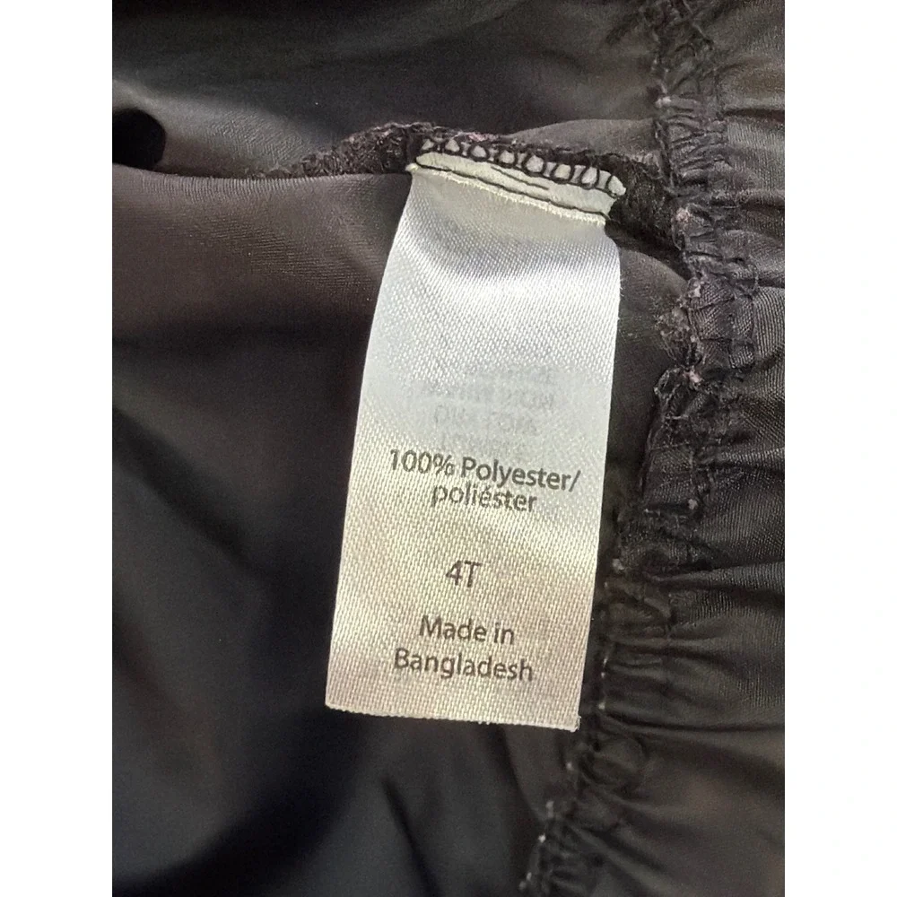 Delia*s Girl kangaroo pocket